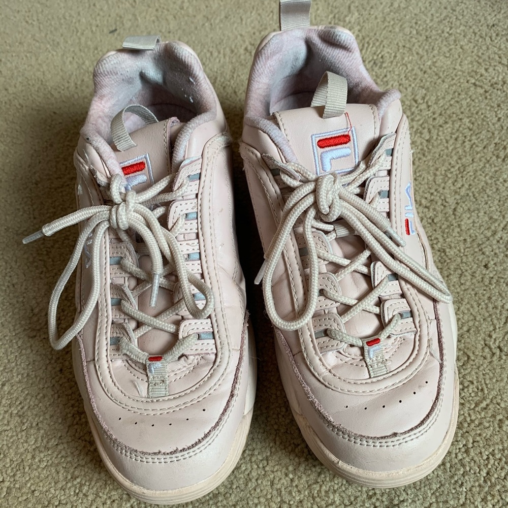 Filas - Picture 2 of 3